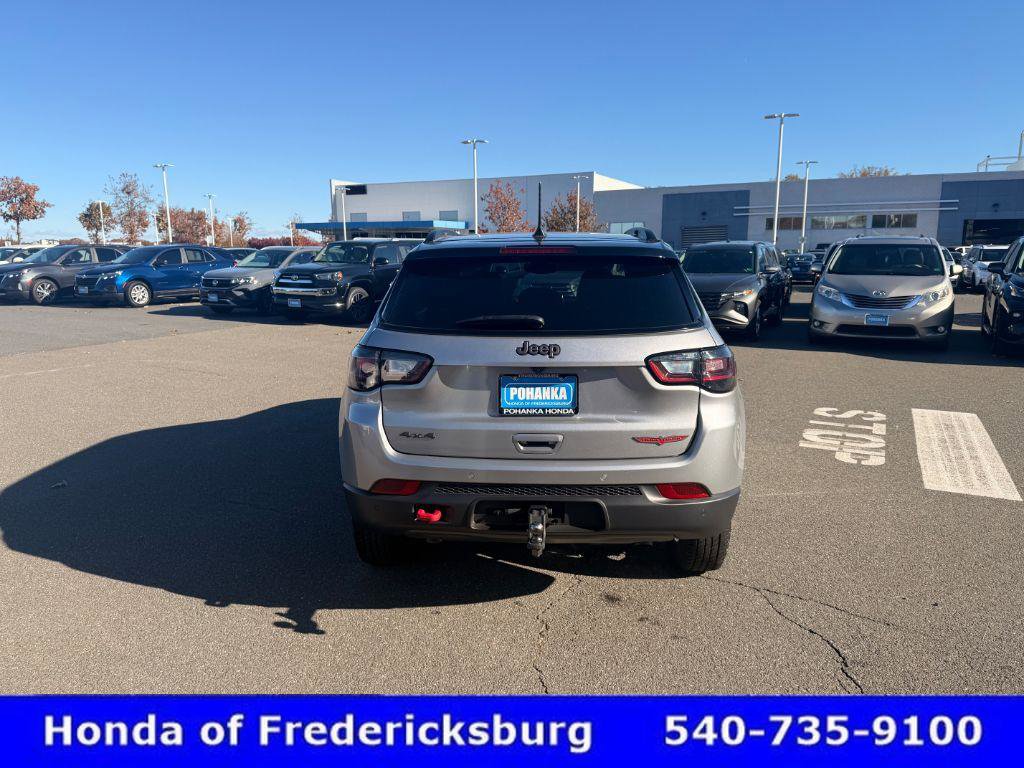 Used 2023 Jeep Compass Trailhawk w/ Trailhawk Elite Group image 5