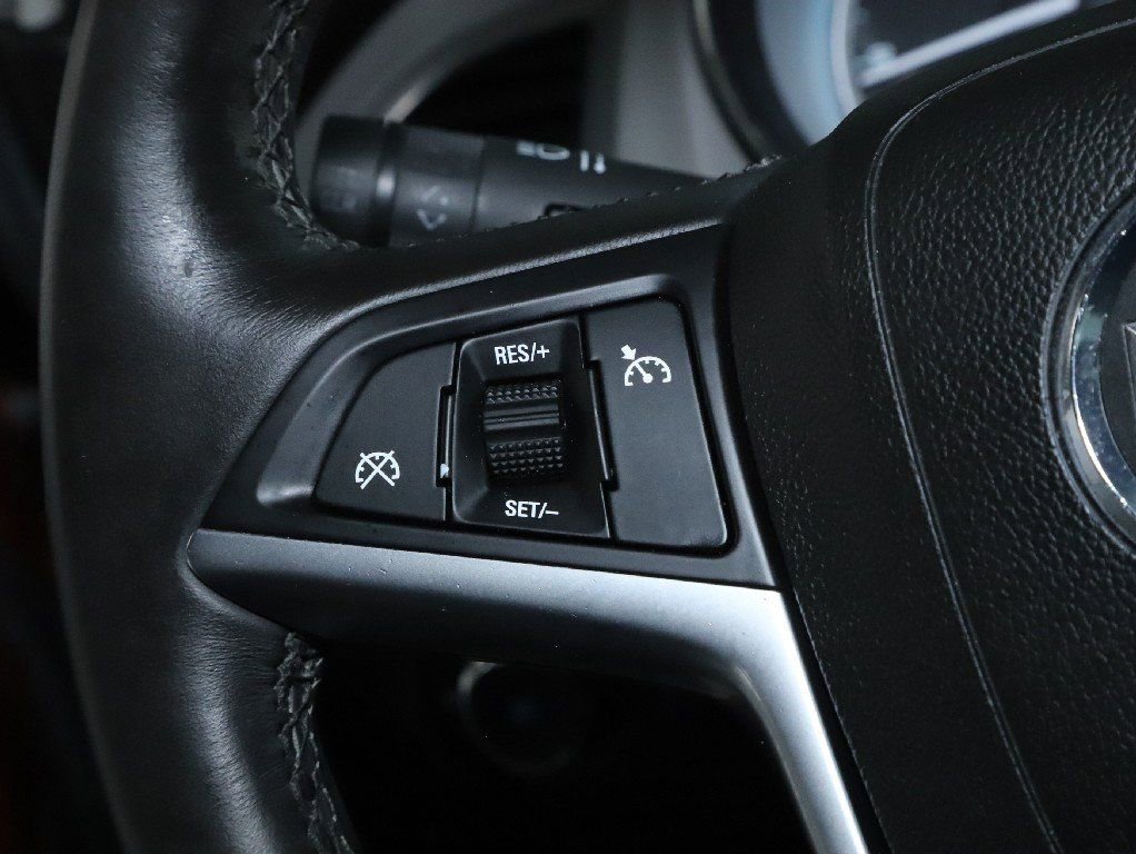 Used 2012 Buick Verano Convenience image 32