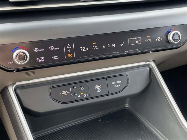 New 2026 Kia Carnival LX image 35