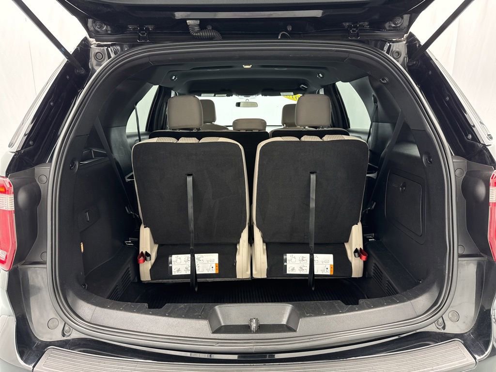 Used 2018 Ford Explorer XLT FWD image 10