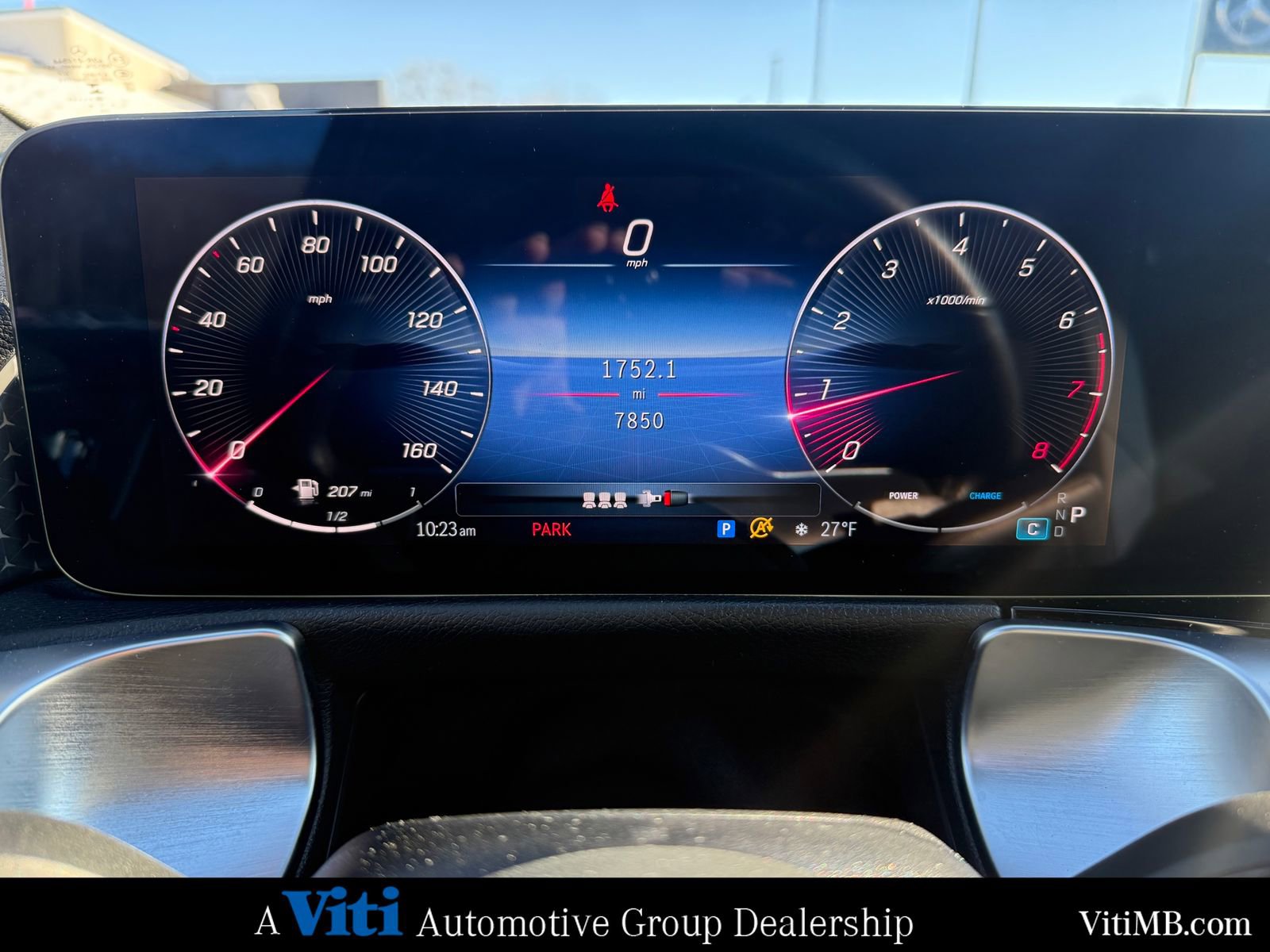 Certified 2024 Mercedes-Benz GLB 250 4MATIC image 33