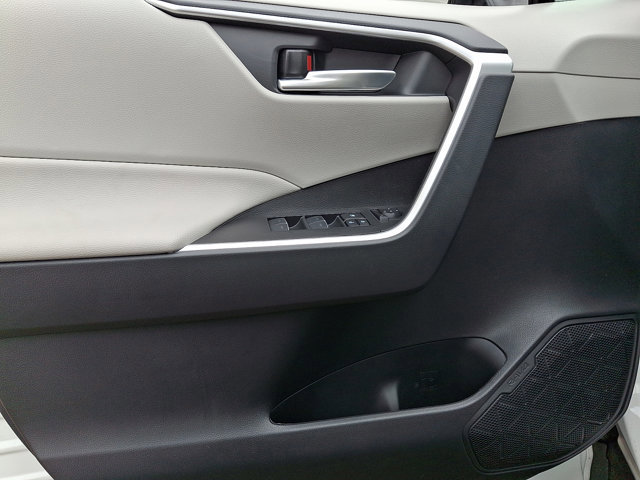 Certified 2025 Toyota RAV4 XLE w/ Convenience Package image 13