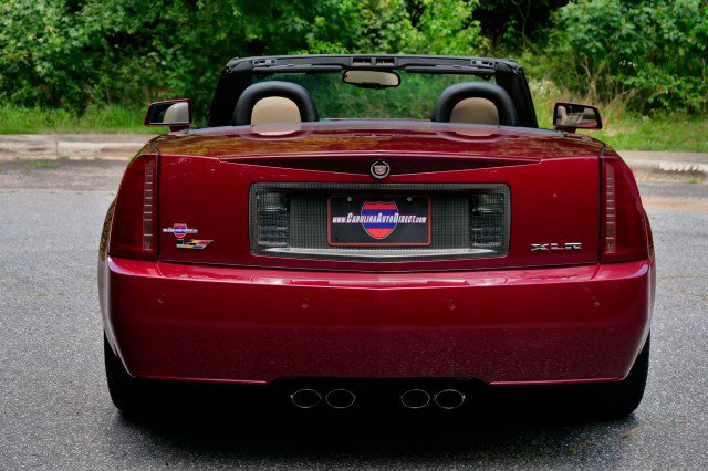 Used 2007 Cadillac XLR V RWD image 53
