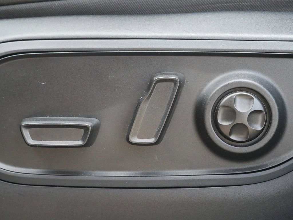 Used 2023 Jeep Grand Cherokee Altitude image 13