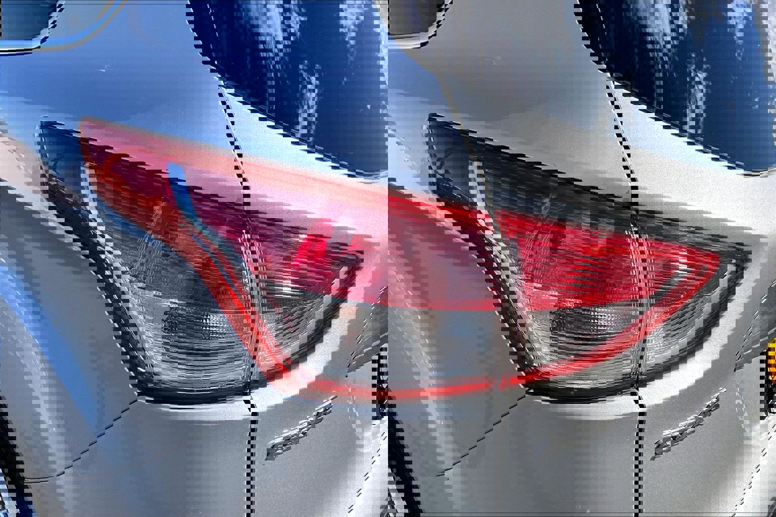 Used 2016 Ford Escape Titanium image 29