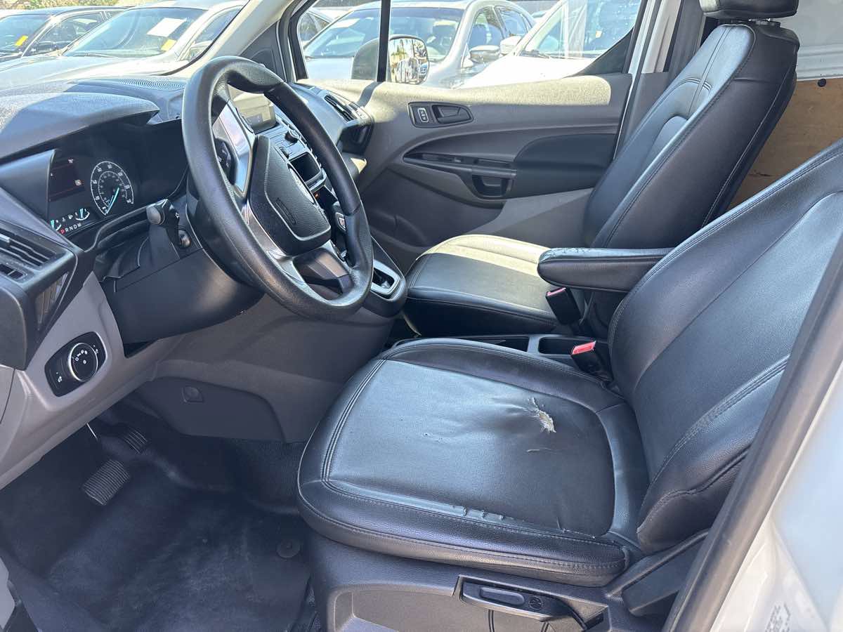 Used 2022 Ford Transit Connect XL image 5