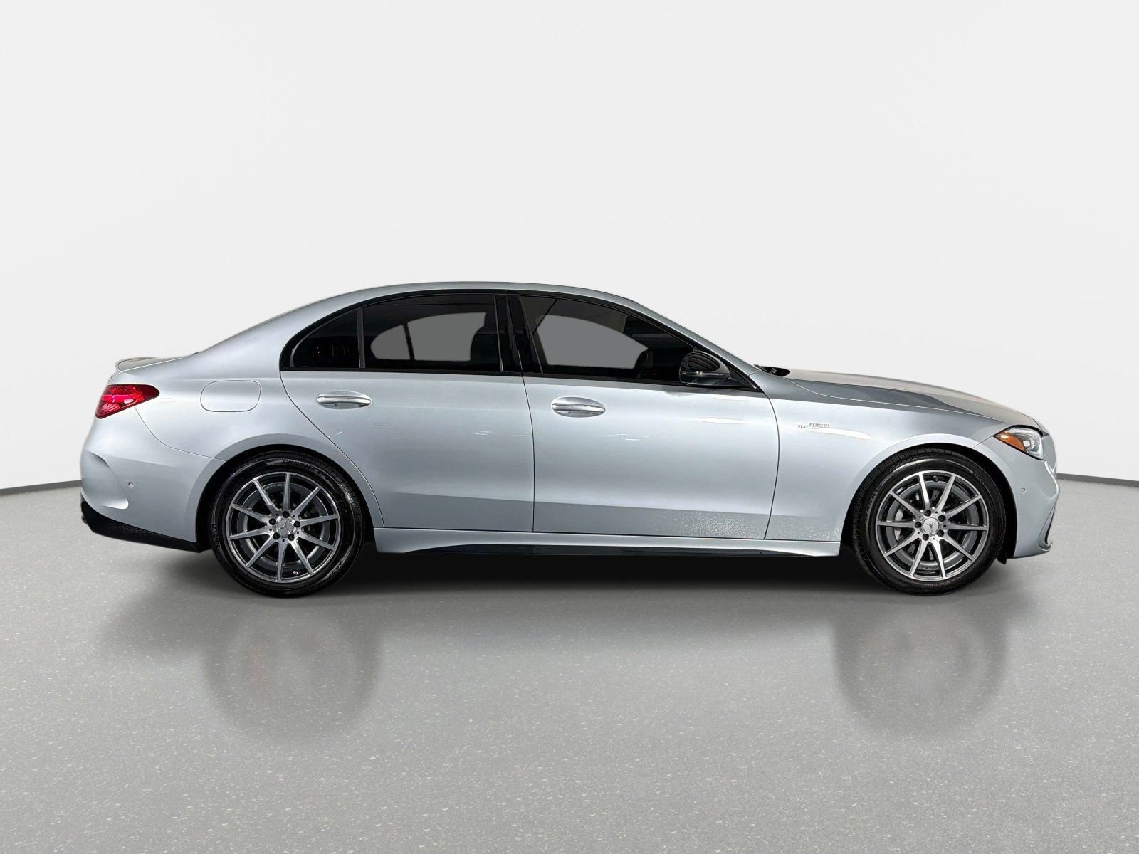 Used 2025 Mercedes-Benz C 43 AMG 4MATIC Sedan image 2