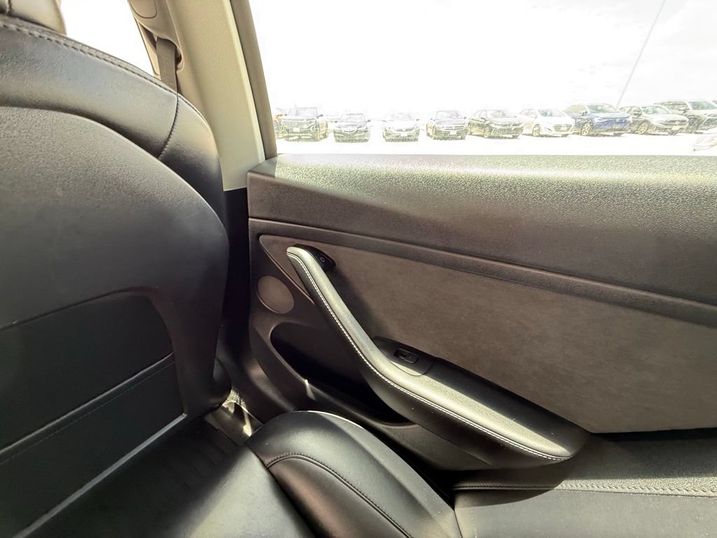Used 2021 Tesla Model 3 Performance AWD/4WD image 15