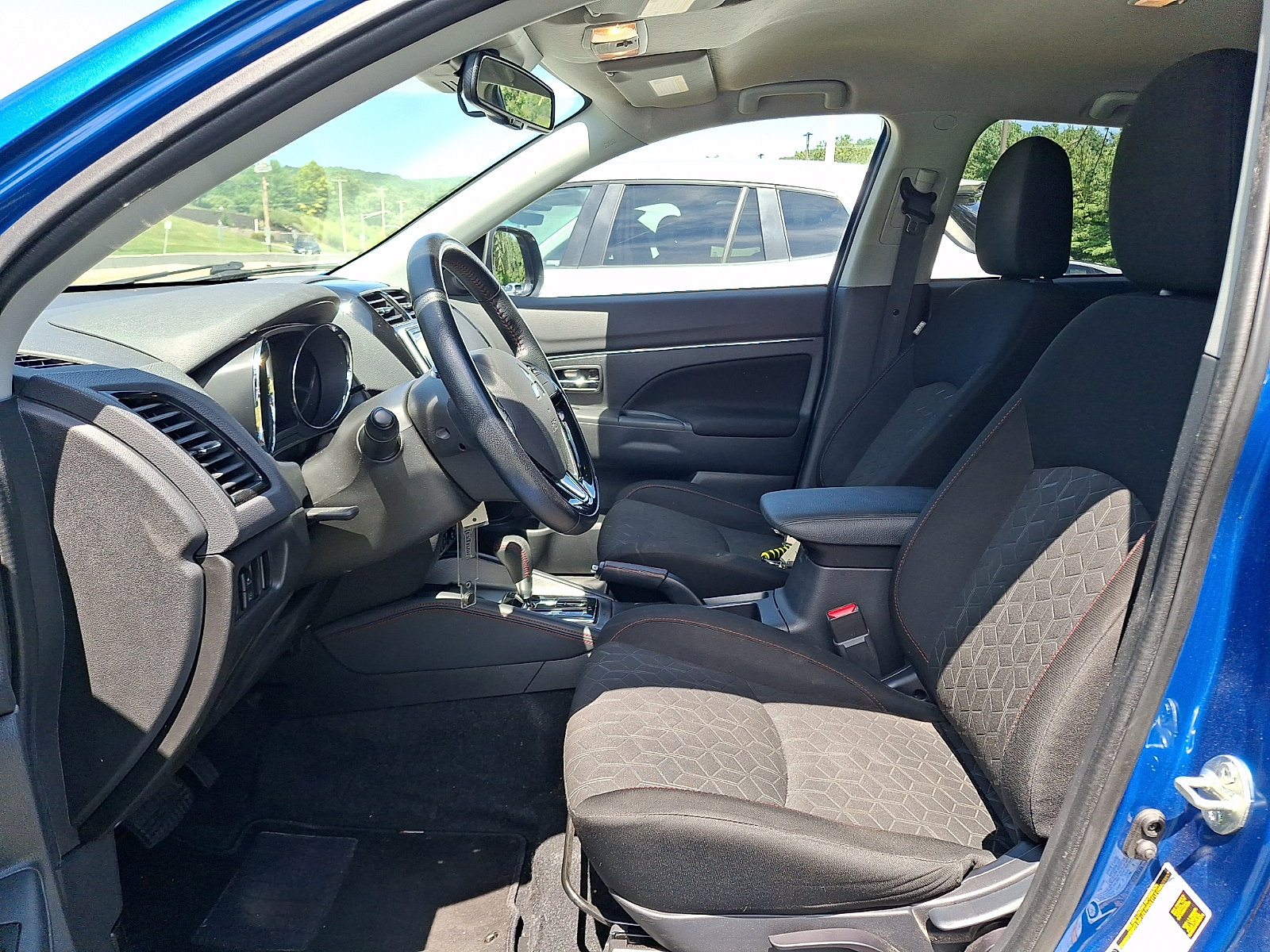Used 2022 Mitsubishi Outlander Sport LE AWD/4WD image 14
