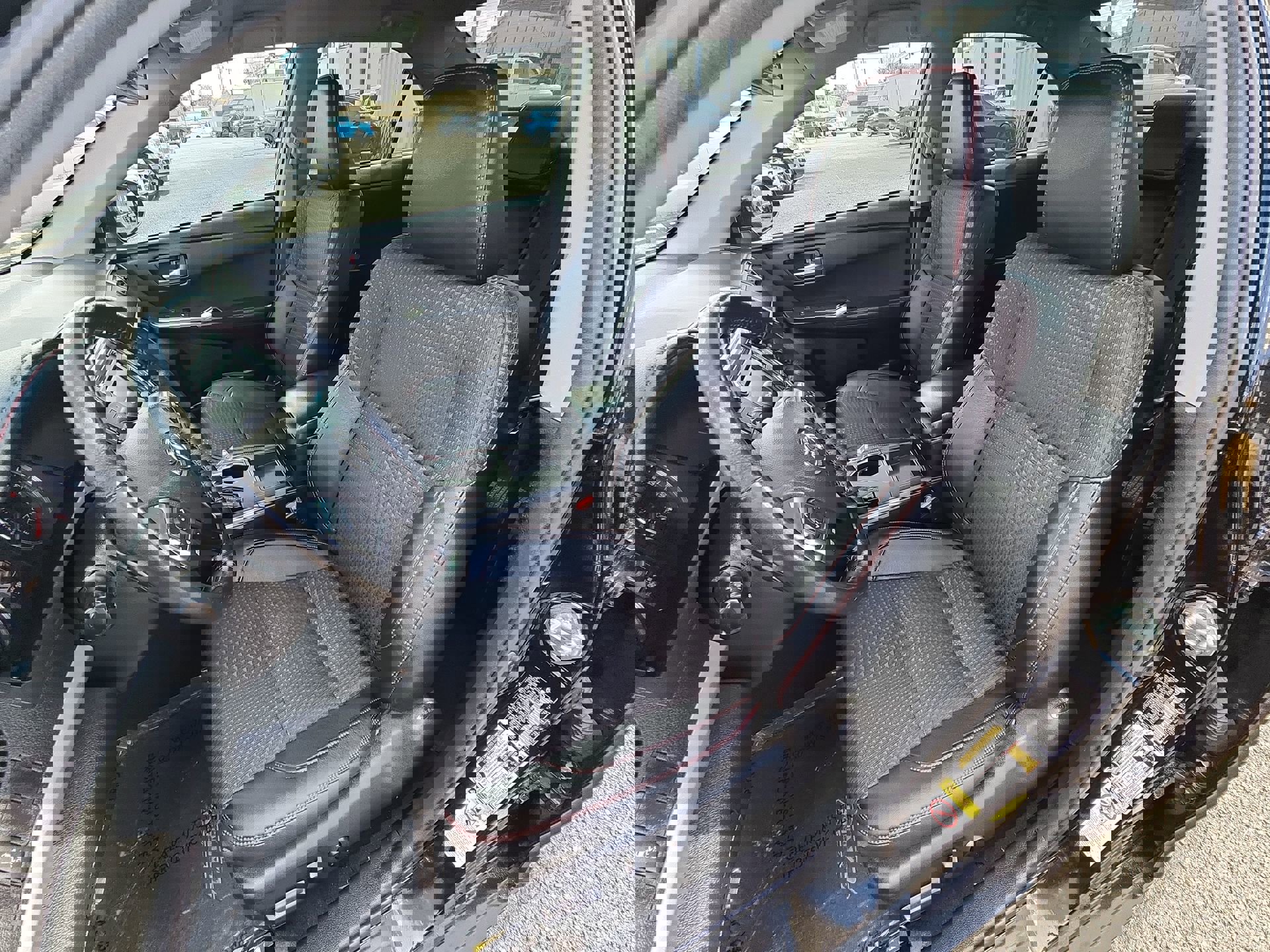 Used 2015 Toyota Camry SE image 13