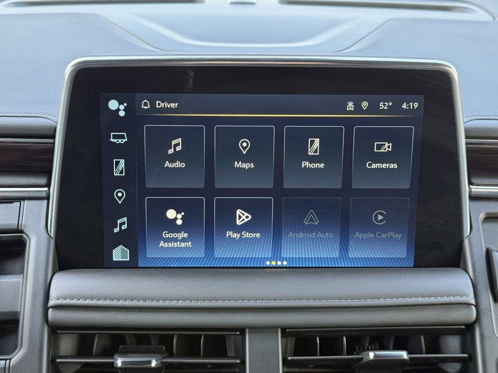 Used 2024 Chevrolet Suburban Z71 w/ Luxury Package image 28