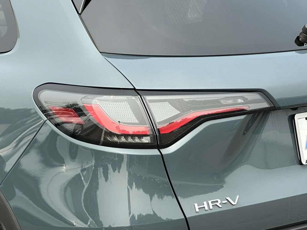 Used 2024 Honda HR-V Sport image 8