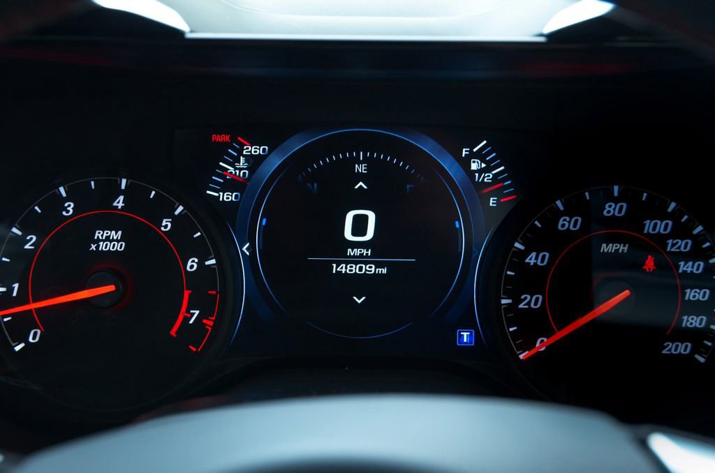 Used 2023 Chevrolet Camaro ZL1 RWD image 21