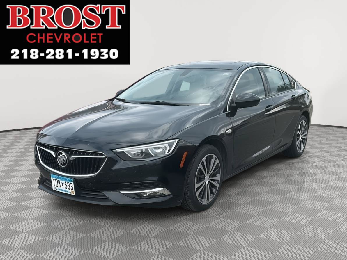 Used 2018 Buick Regal Essence FWD image 1