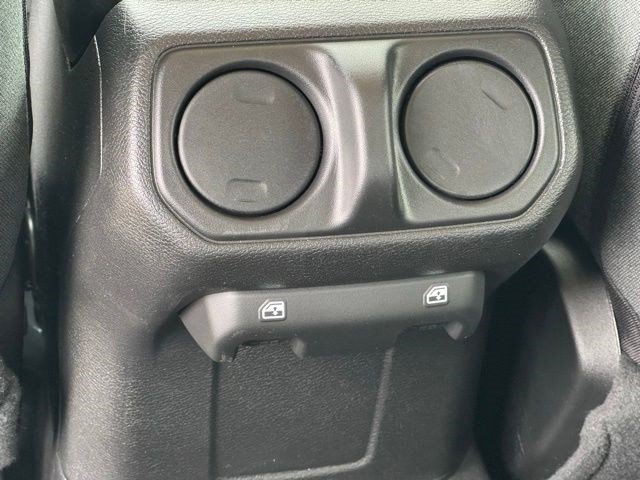 New 2026 Jeep Gladiator Sport AWD/4WD image 31