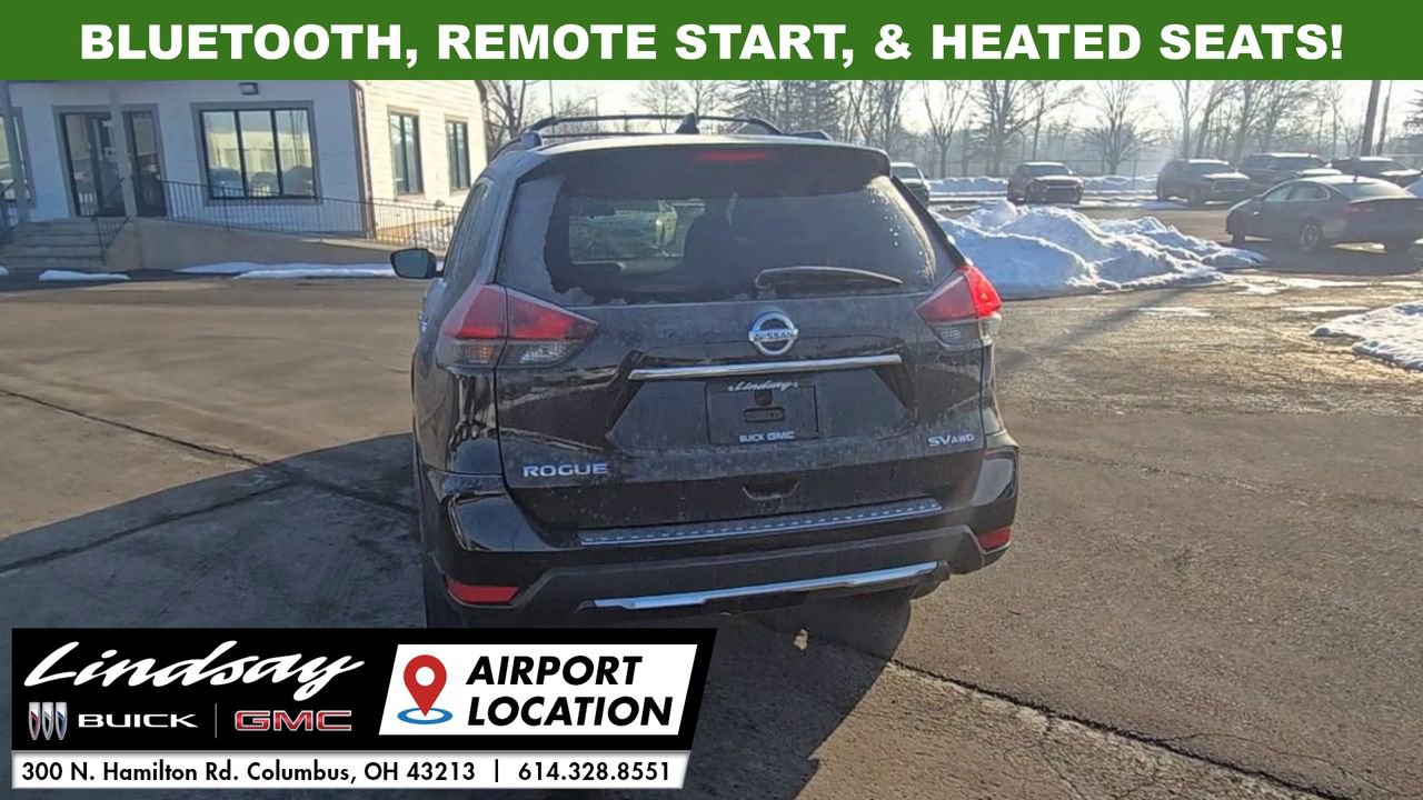 Used 2017 Nissan Rogue SV w/ Midnight Edition image 7