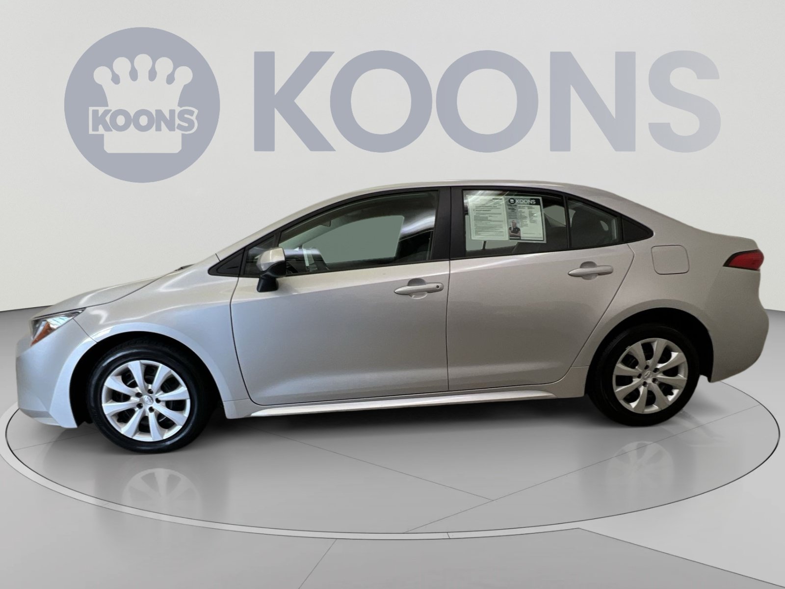 Used 2024 Toyota Corolla LE FWD image 5