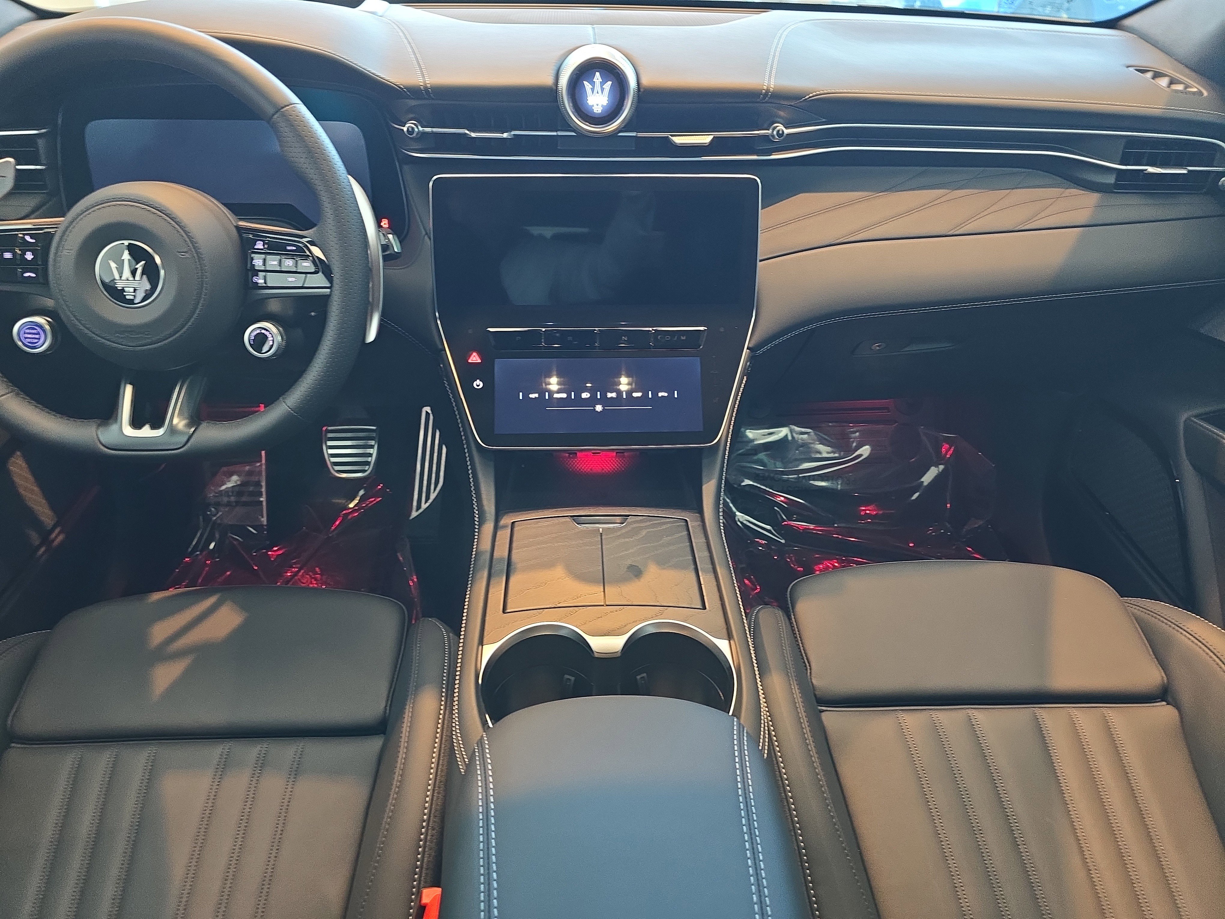 New 2025 Maserati Grecale Modena image 14