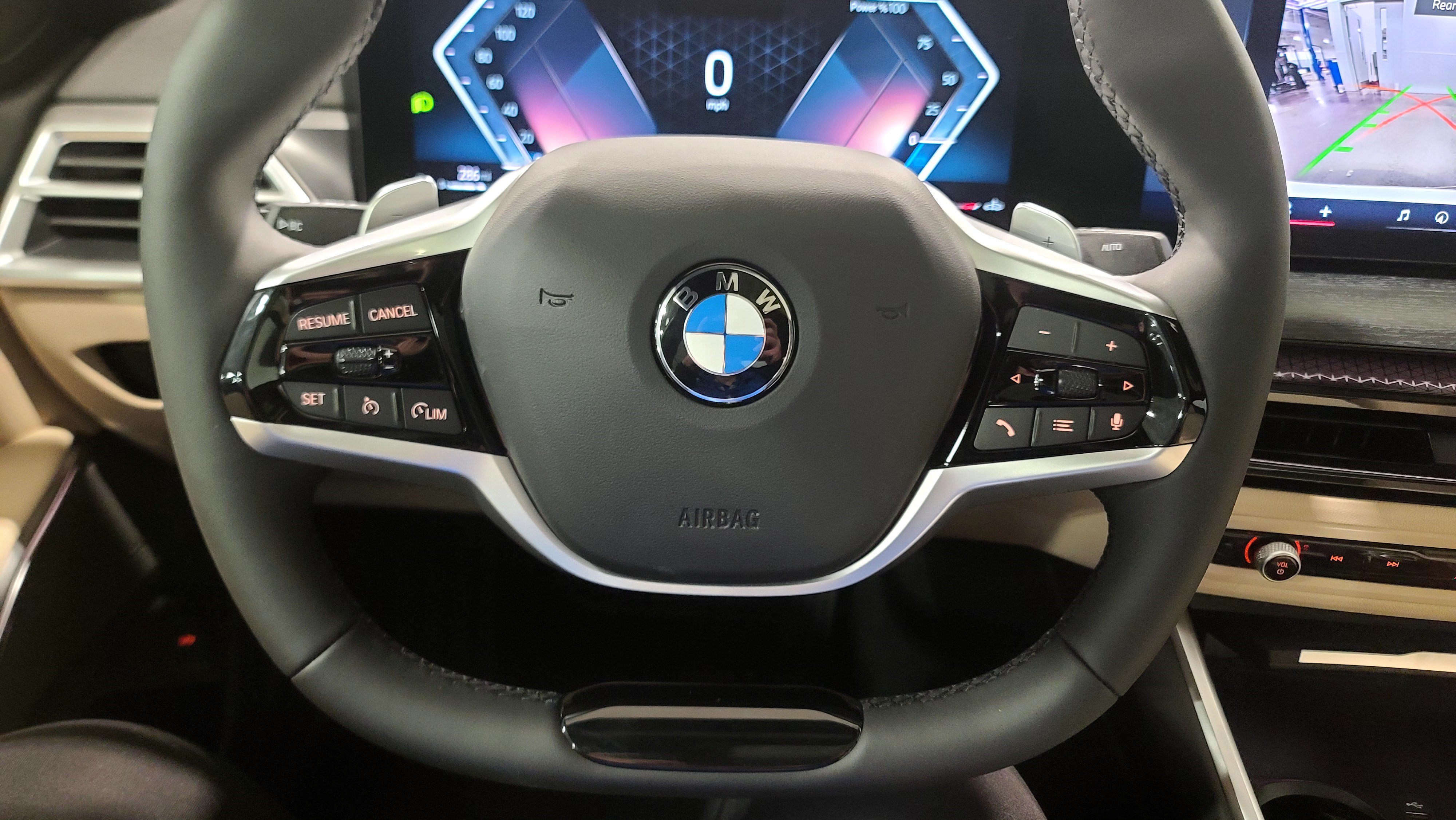 Used 2026 BMW 330i Sedan w/ Premium Package RWD image 16