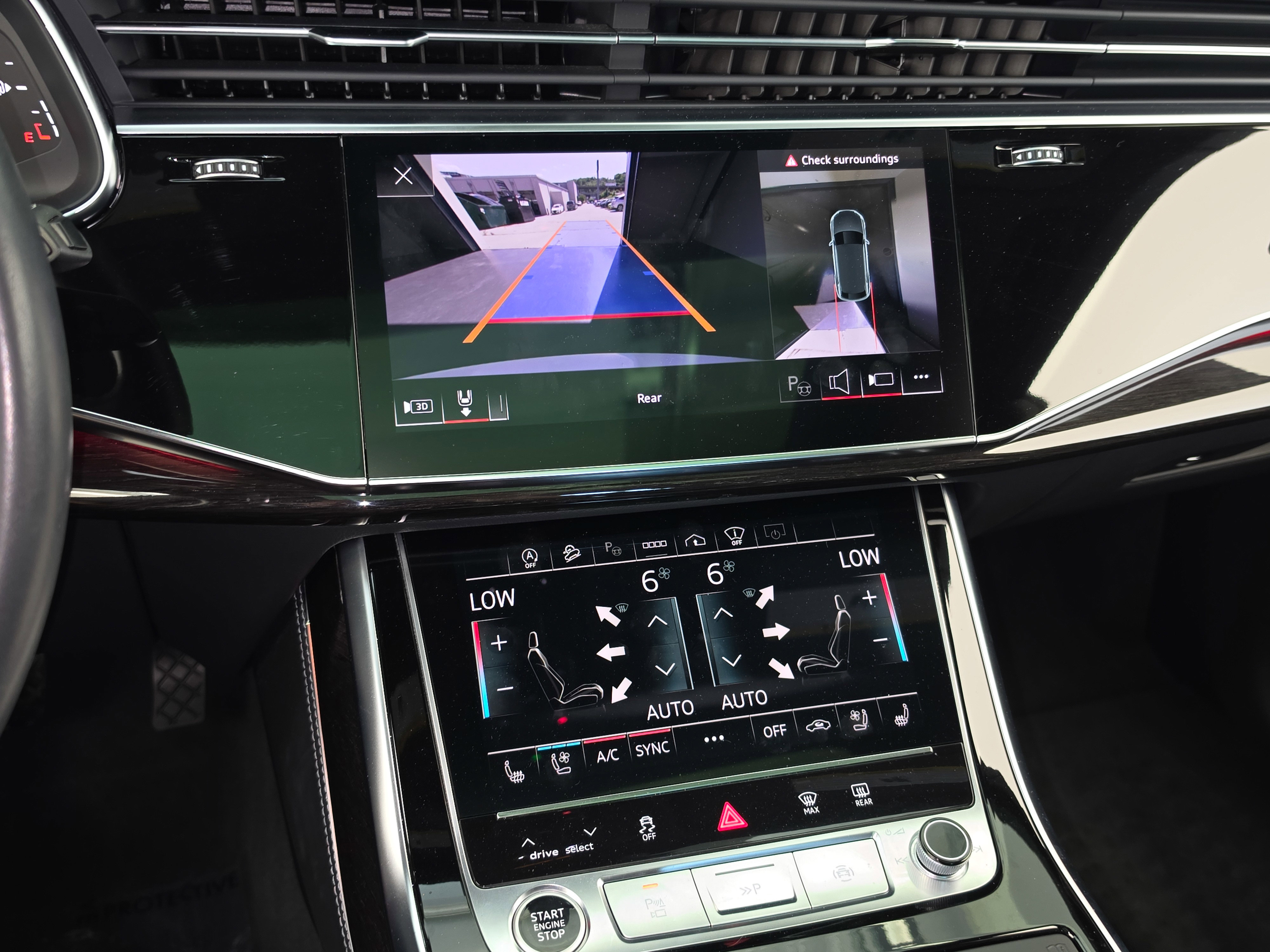 Used 2023 Audi Q8 Prestige AWD/4WD image 32