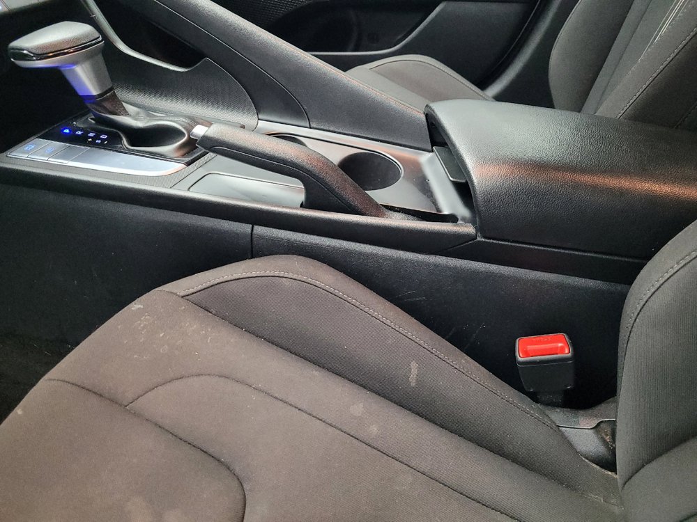 Used 2024 Hyundai Elantra SEL FWD image 26