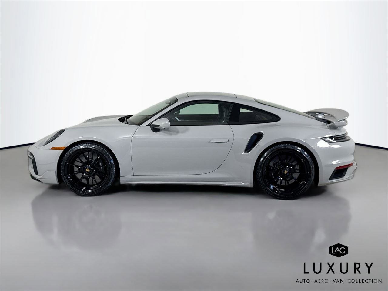 Used 2024 Porsche 911 Turbo S image 7