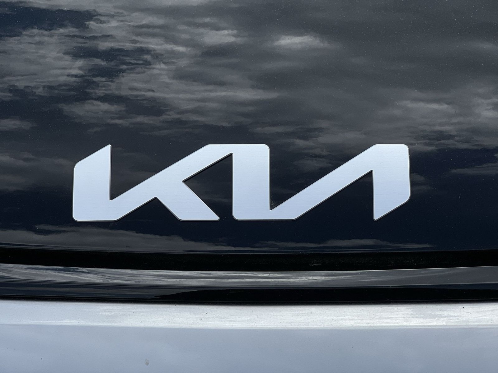 New 2026 Kia Sportage SX AWD/4WD image 12