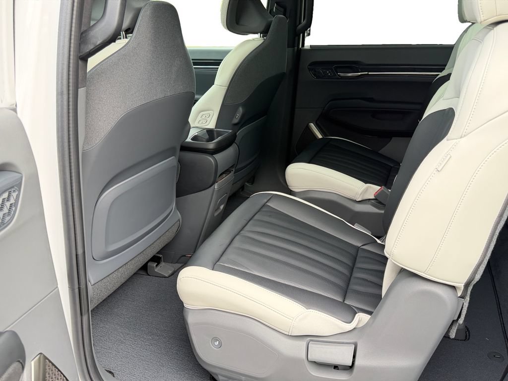New 2026 Kia EV9 GT-Line AWD/4WD image 10