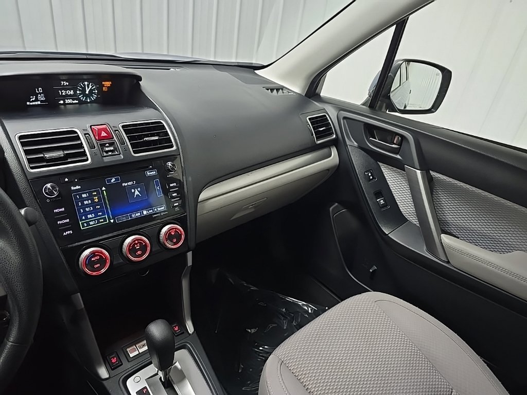 Used 2017 Subaru Forester 2.5i Premium w/ All-Weather Package AWD/4WD image 29