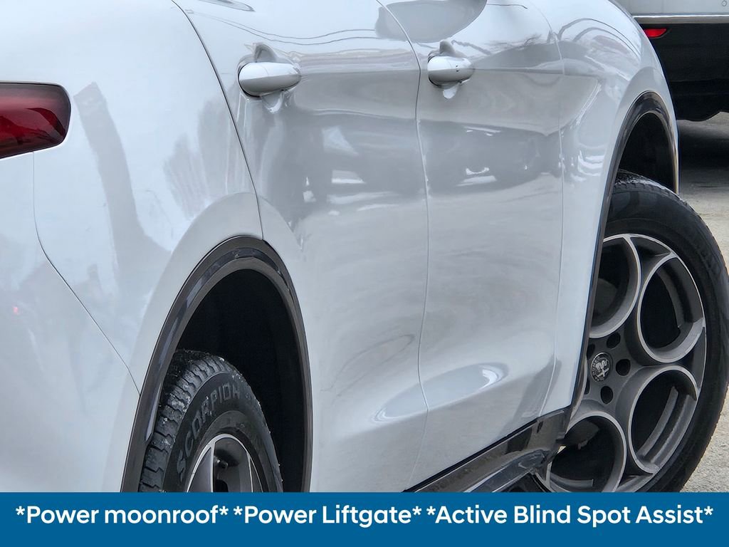 Used 2022 Alfa Romeo Stelvio Ti w/ Active Assist Plus Package image 21