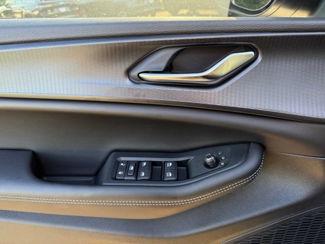 New 2026 Jeep Grand Cherokee L Laredo AWD/4WD image 15