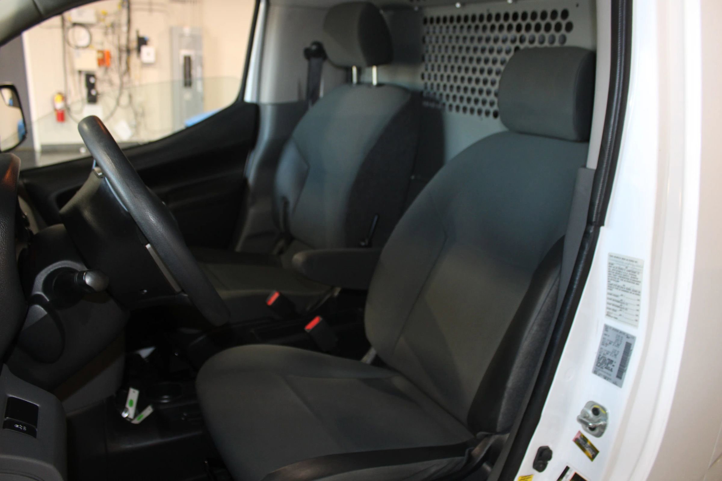 Used 2019 Nissan NV200 S image 22