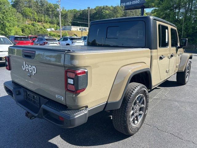 Used 2020 Jeep Gladiator Overland AWD/4WD image 3