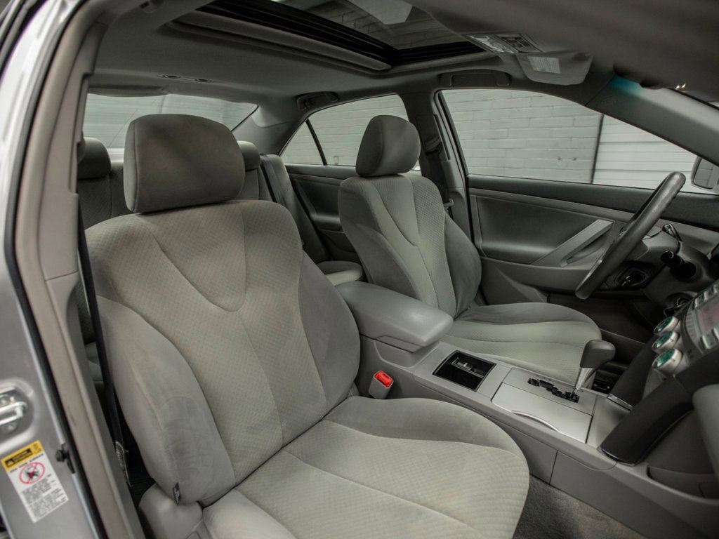 Used 2008 Toyota Camry LE image 18