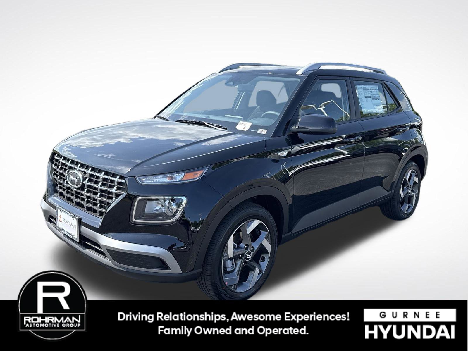 Used 2026 Hyundai Venue SEL FWD image 4