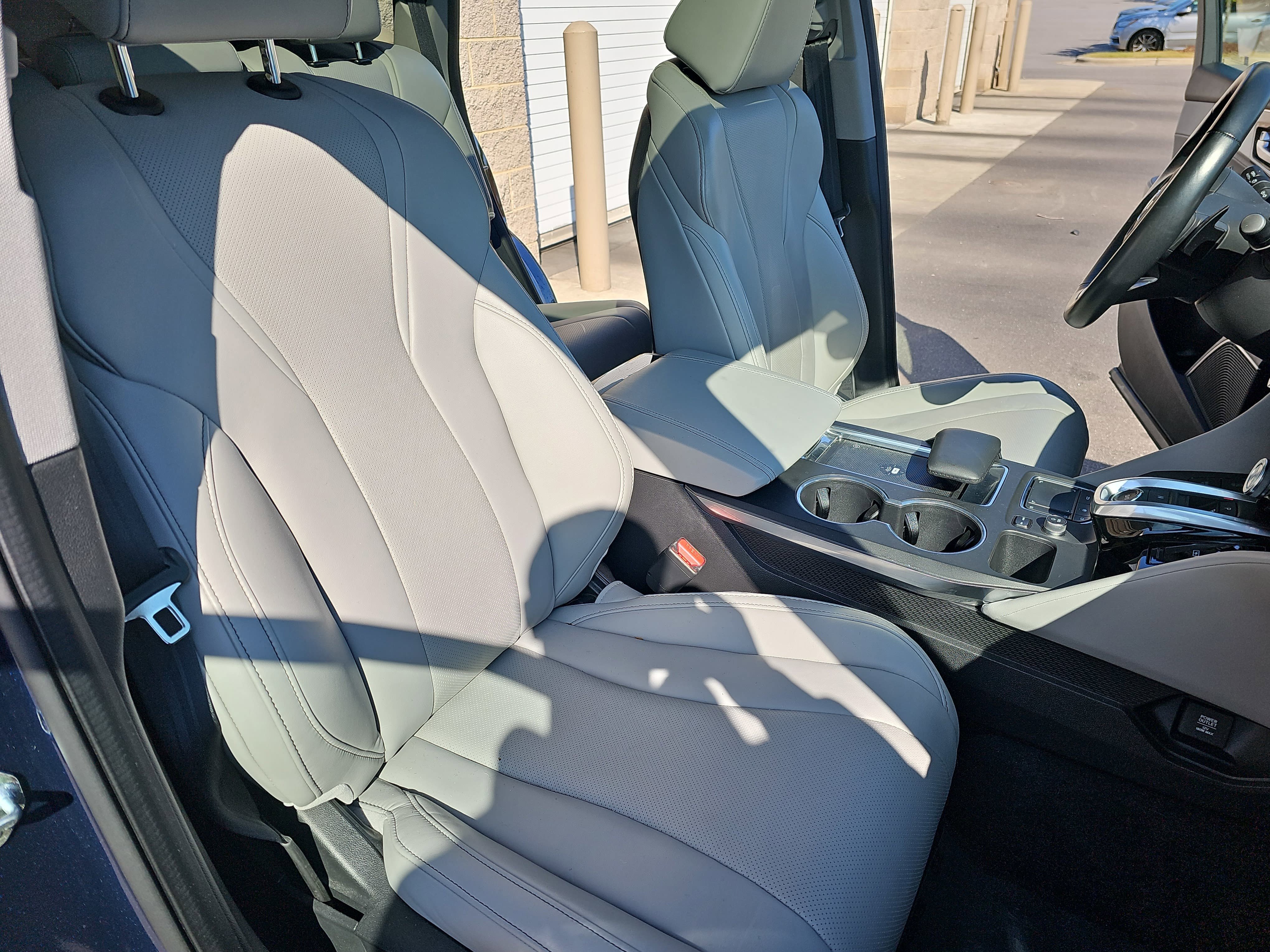 Certified 2023 Acura MDX SH-AWD w/ Technology Package image 10