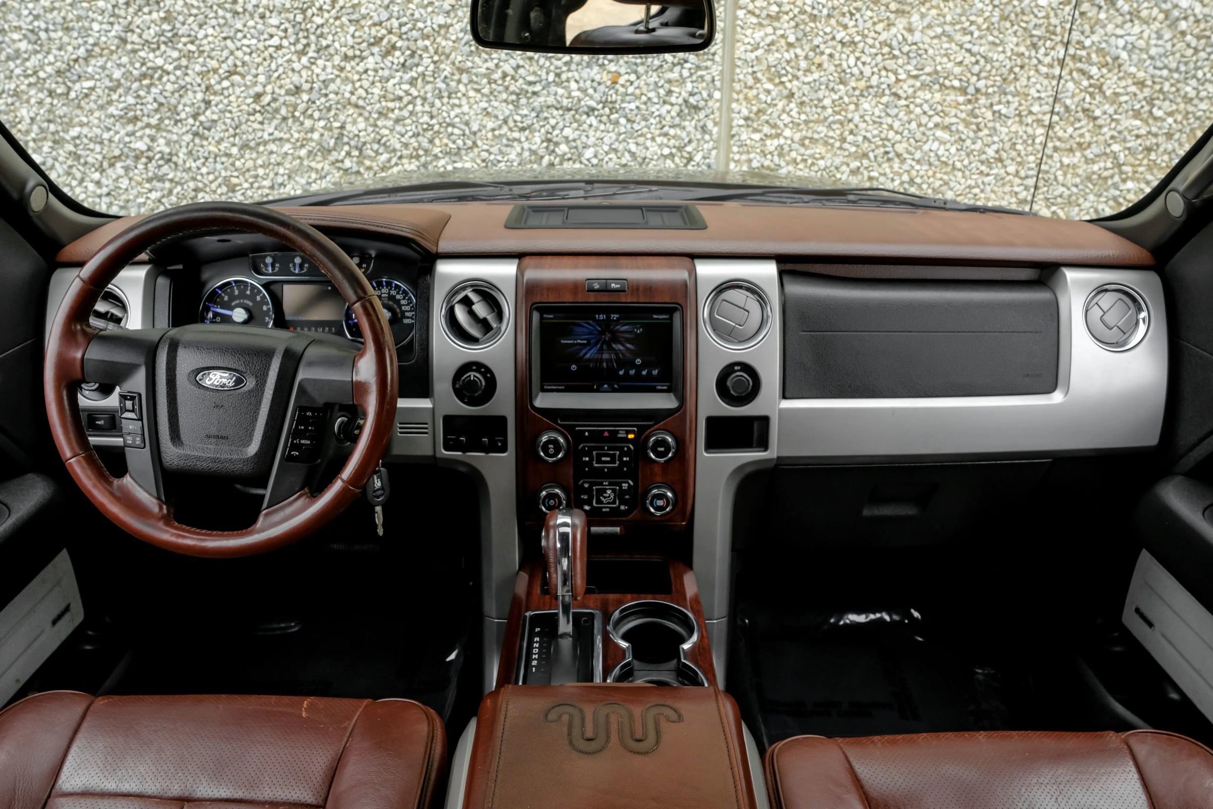 Used 2014 Ford F150 King Ranch w/ King Ranch Luxury Package AWD/4WD image 16