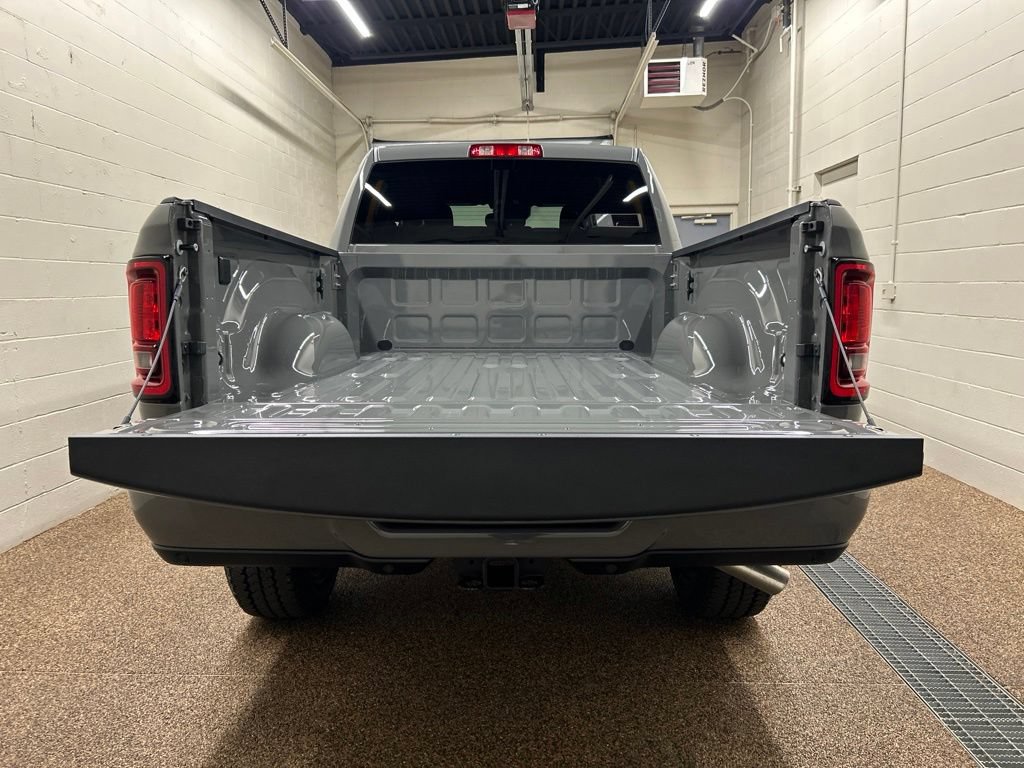 New 2026 RAM 2500 Tradesman AWD/4WD image 11