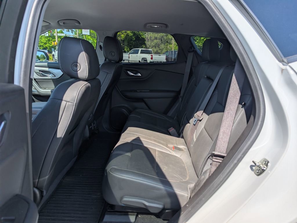 Used 2024 Chevrolet Blazer LT w/ Sound & Technology Package AWD/4WD image 12