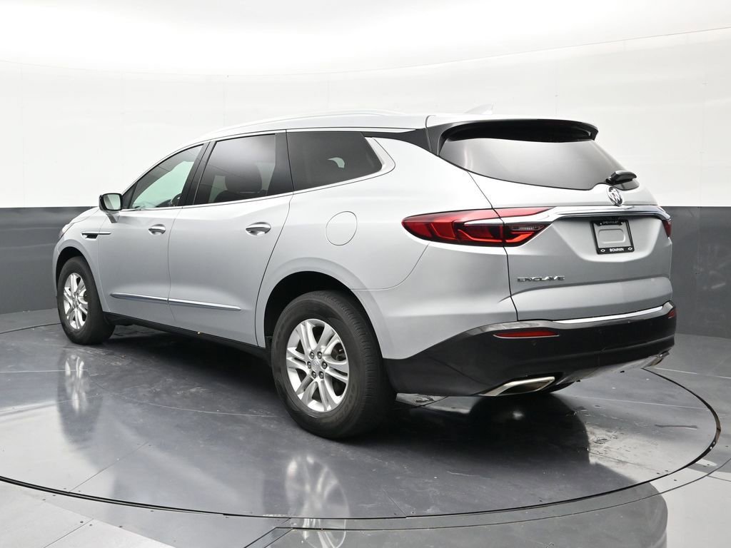 Used 2021 Buick Enclave Essence FWD image 3
