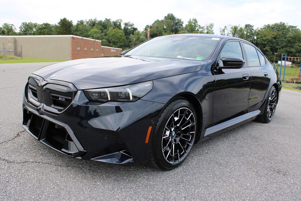 New 2026 BMW M5 image 4