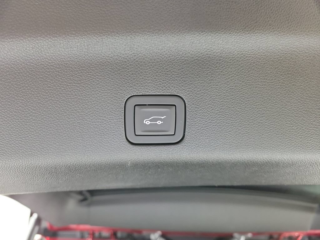 Certified 2025 Cadillac Escalade ESV V AWD/4WD image 9