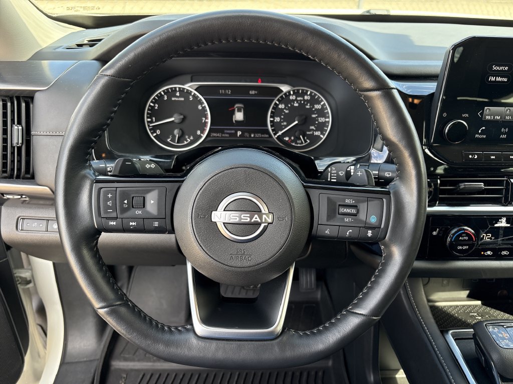 Used 2023 Nissan Pathfinder SL FWD image 15