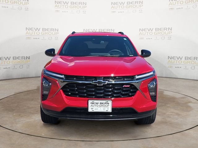 Used 2026 Chevrolet Trax RS FWD image 8