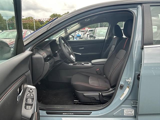 New 2025 Nissan Sentra SR w/ Midnight Edition image 16