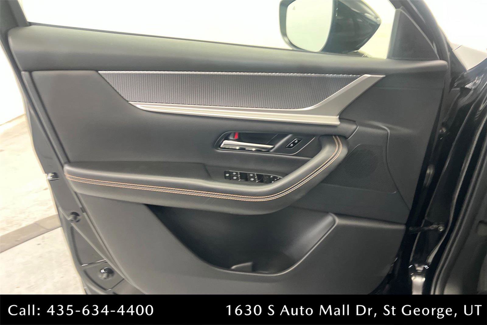 New 2025 MAZDA CX-90 3.3 Turbo w/ Preferred Package image 14