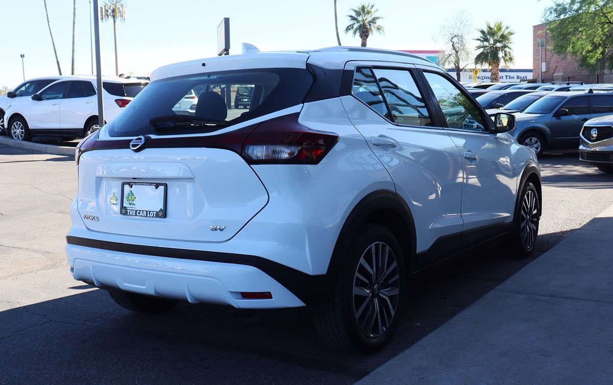 Used 2021 Nissan Kicks SV FWD image 13