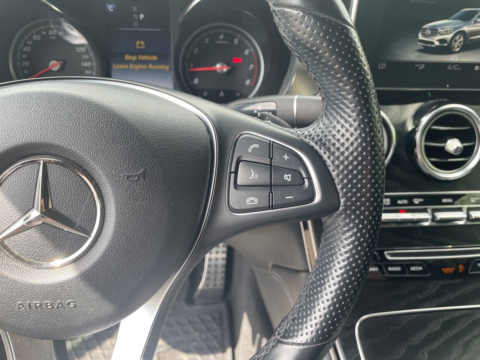 Used 2019 Mercedes-Benz GLC 300 4MATIC image 15