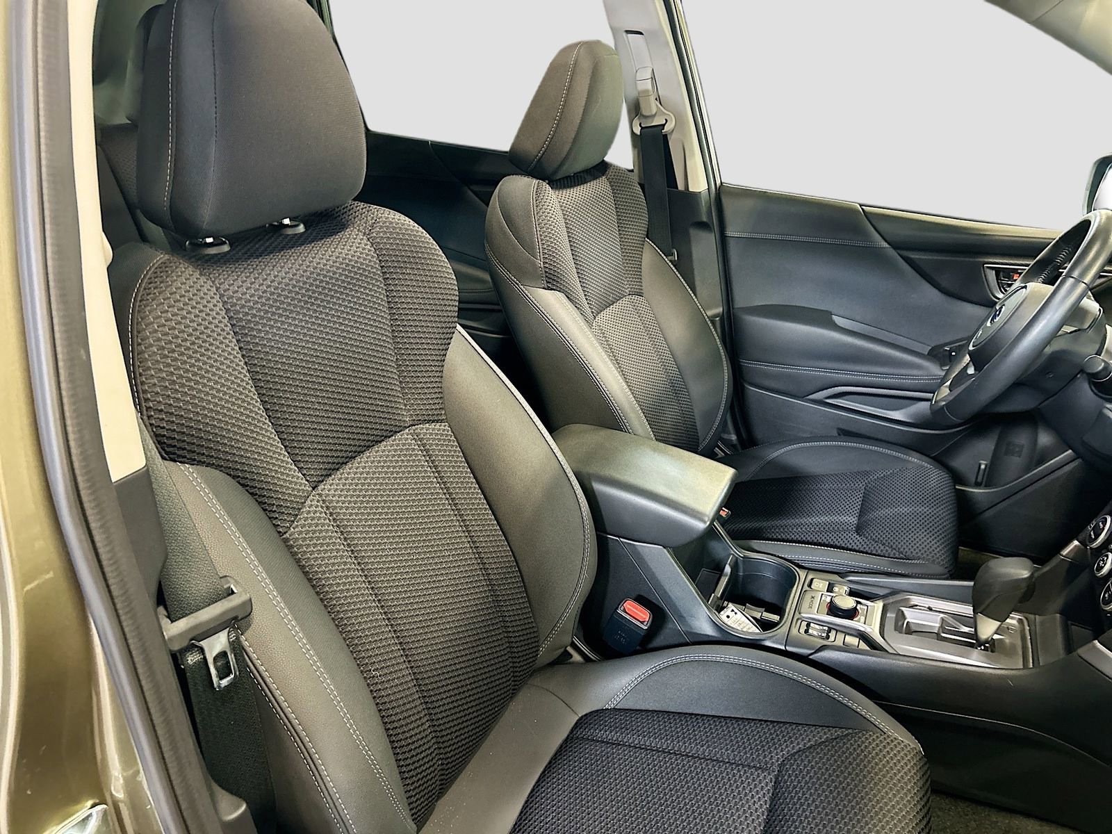 Used 2023 Subaru Forester Premium w/ Popular Package #2 image 27