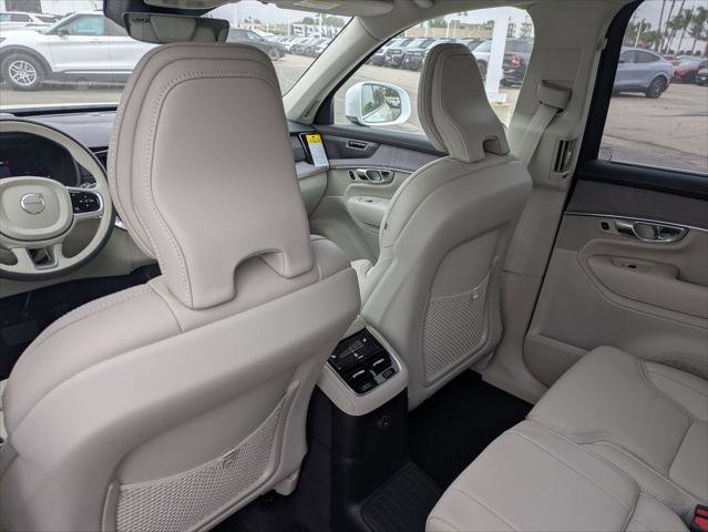 New 2026 Volvo XC90 T8 Ultra w/ Protection Package Premier image 12